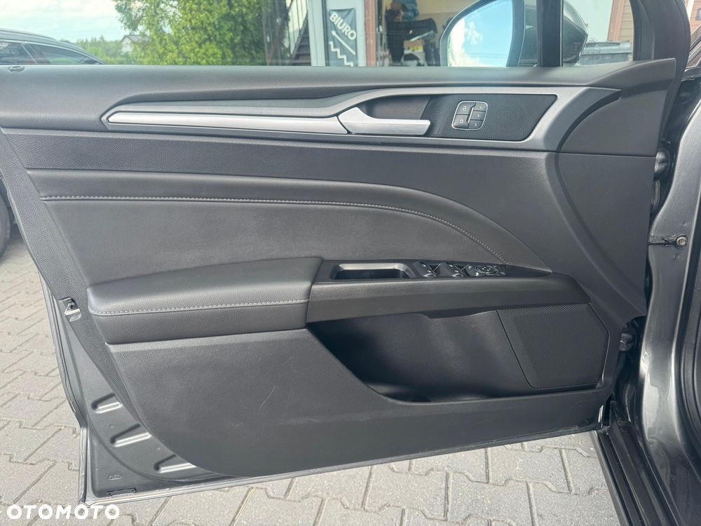 Ford Mondeo 2.0 TDCi Edition 4WD PowerShift - 9