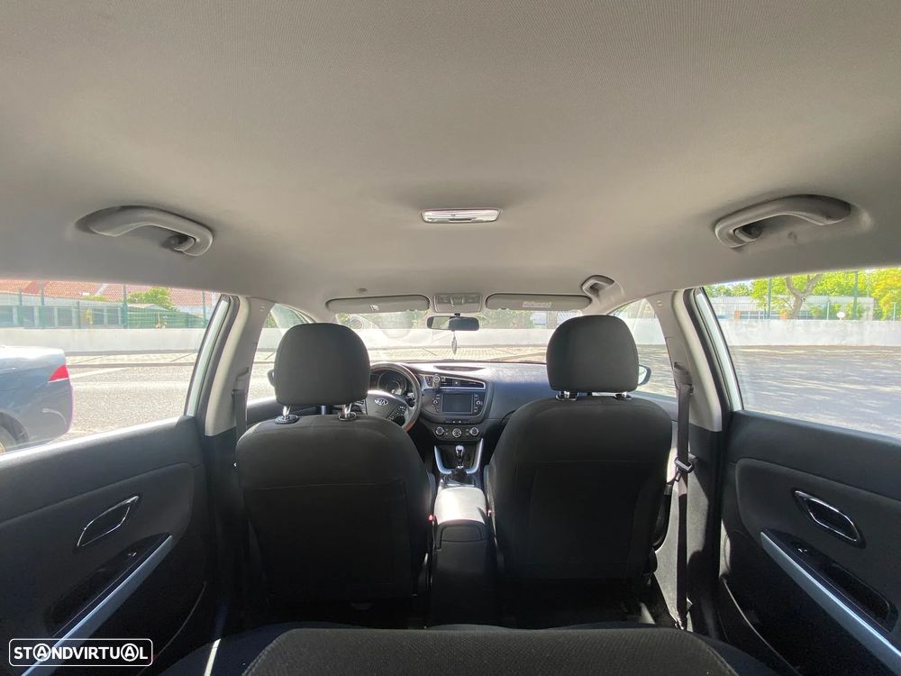 Kia Ceed 1.4 CRDi Nav Line - 9