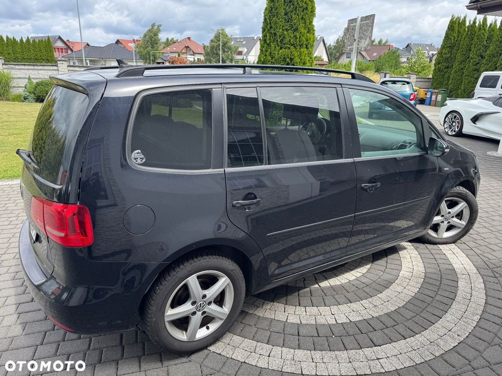 Volkswagen Touran 1.4 TSI DSG MATCH - 10