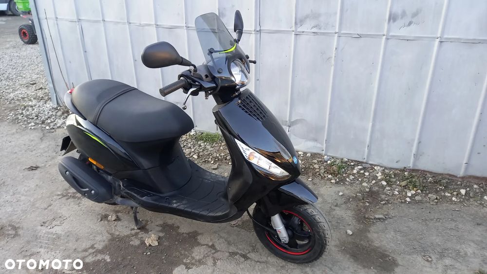 Piaggio ZIP - 4