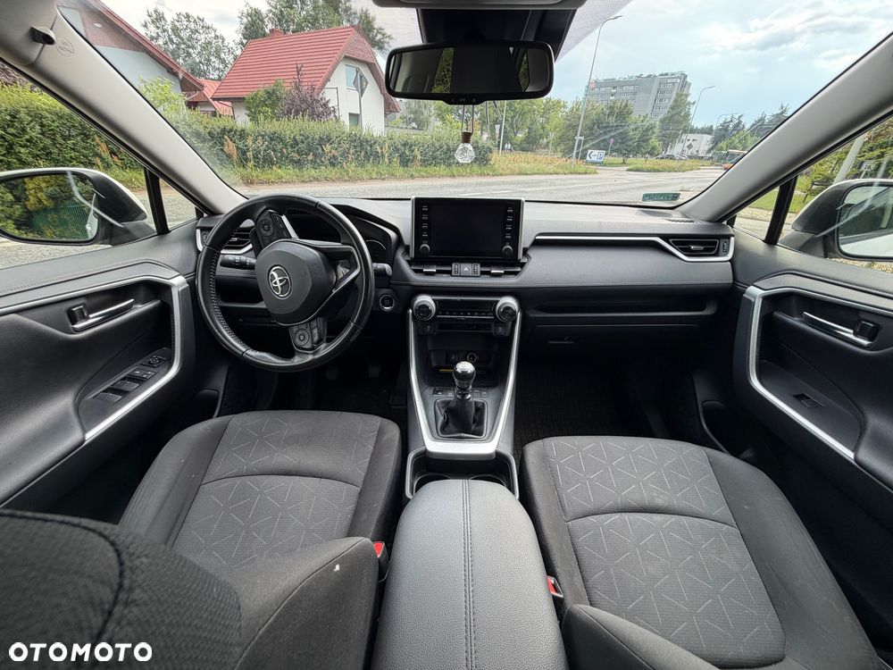 Toyota RAV4 2.0 Comfort 4x2 - 13