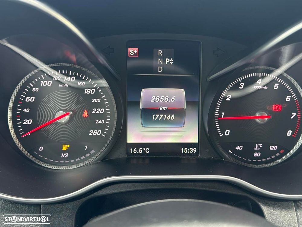 Mercedes-Benz C 200 - 12