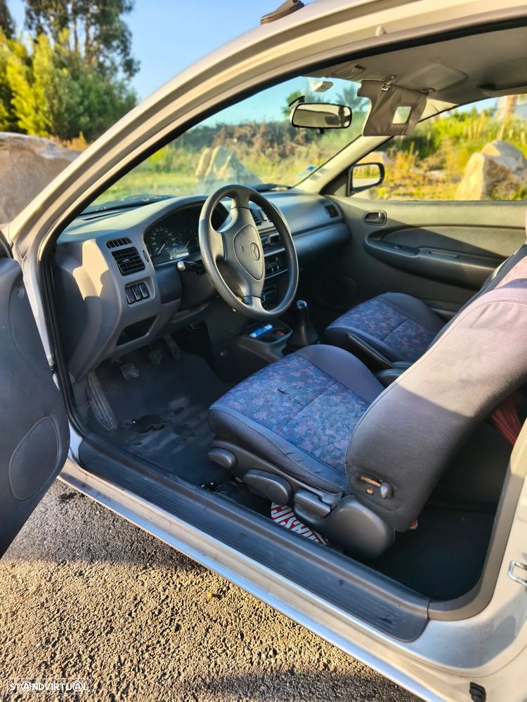 Mazda 323 P 2.0 D - 11