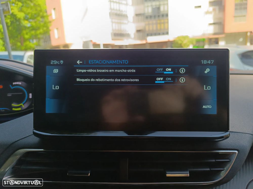 Peugeot 3008 1.2 Hybrid Allure e-DCS6 - 48