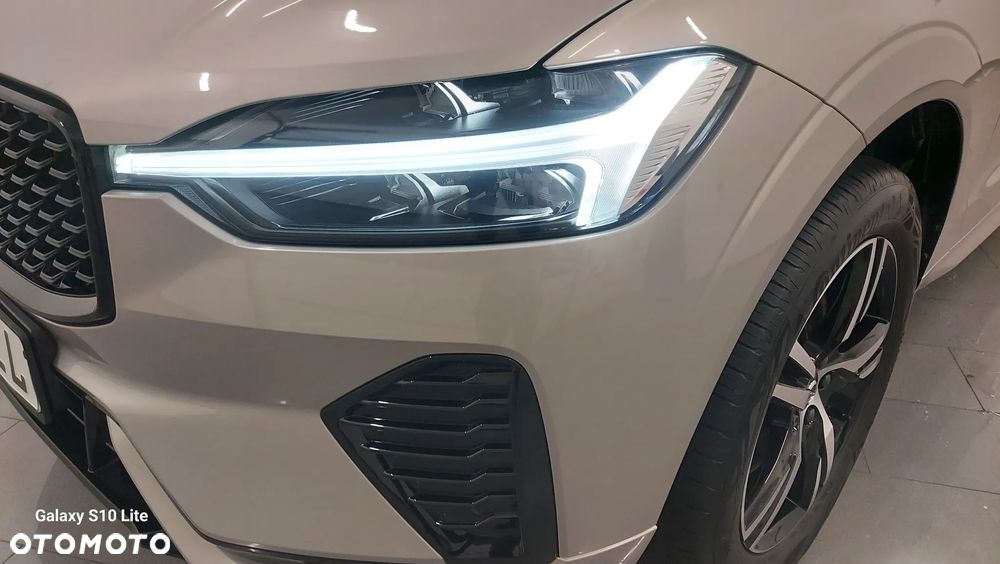 Volvo XC 60 B4 D AWD Ultimate Dark - 11