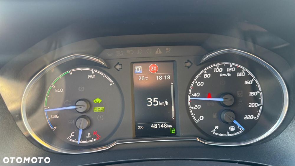 Toyota Yaris Hybrid 100 Business Edition - 34