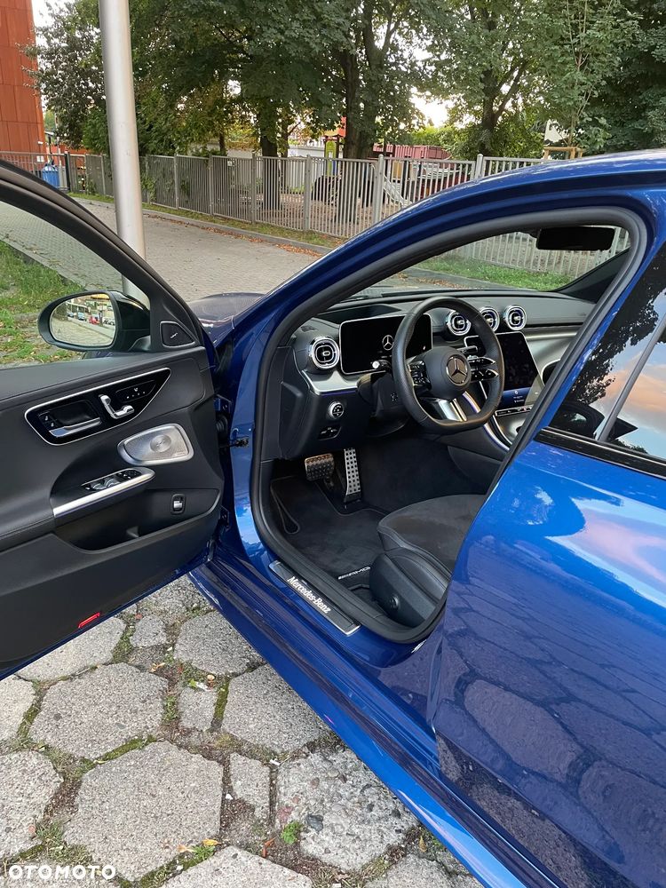 Mercedes-Benz Klasa C 300 d mHEV AMG - 5