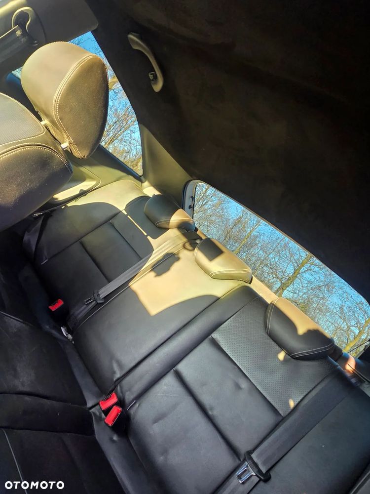 Seat Ibiza SC 1.4 TSI DSG FR - 4