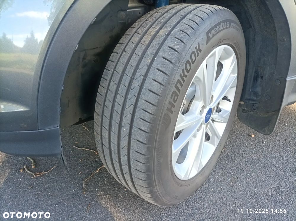 Ford Kuga 1.5 EcoBoost FWD Titanium ASS MMT6 - 11