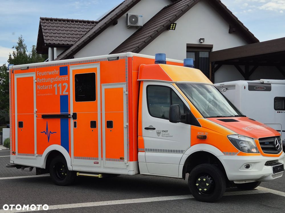 Mercedes-Benz Sprinter 4x4  519 Ambulans - 3
