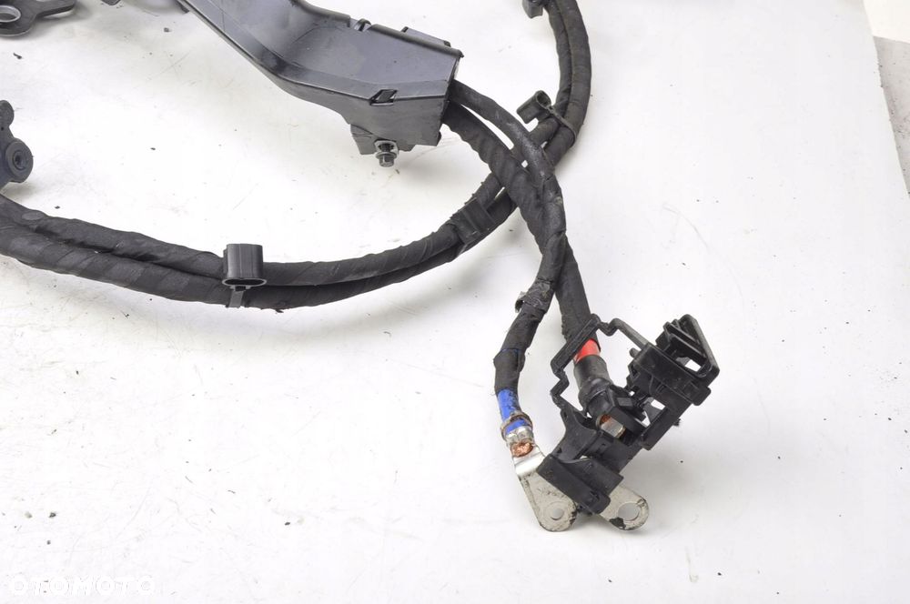 VOLVO XC60 II B5 BENZYNA WIĄZKA INSTALACJA PRZEWODY DO AKUMULATORA 32374028 - 10