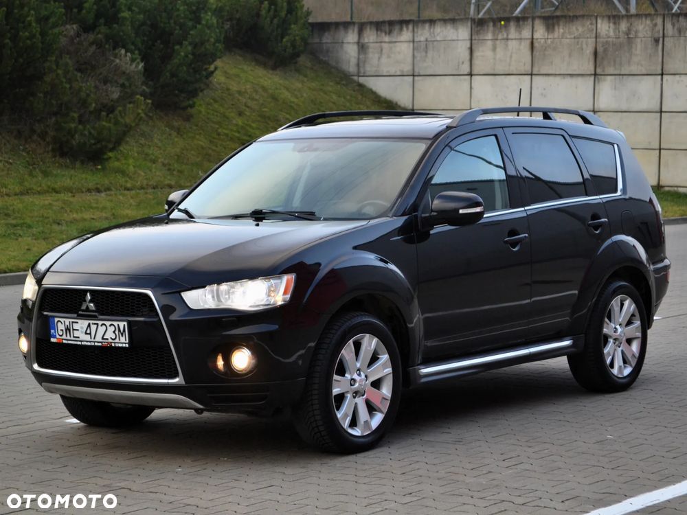Mitsubishi Outlander 2.4 Intense + CVT - 1