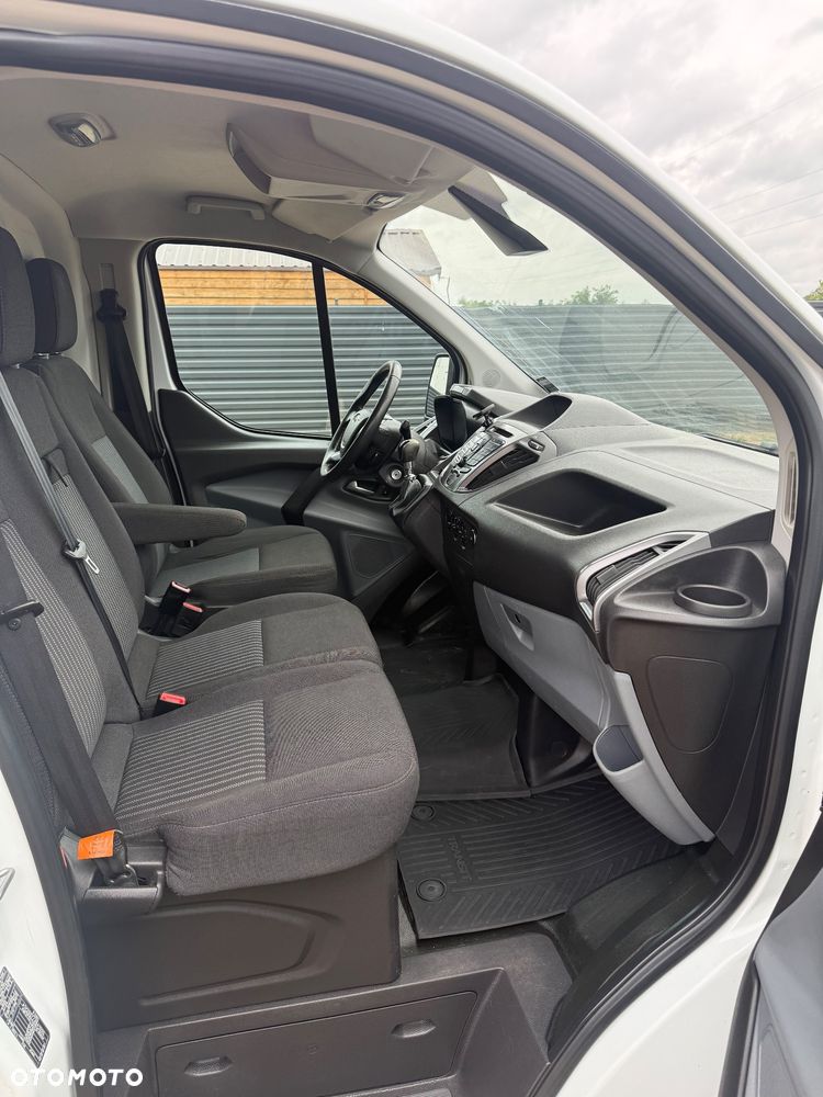 Ford Transit Custom - 14