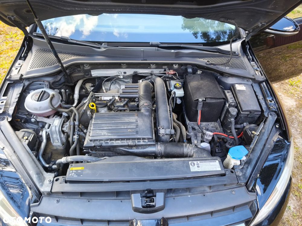 Volkswagen Golf 1.2 TSI BMT Trendline - 19