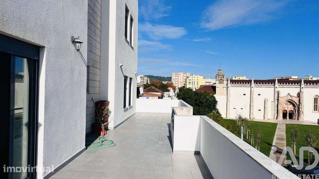 Apartamento T2 em Setúbal - Grande imagem: 4/26