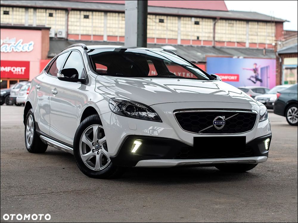 Volvo V40 Cross Country - 2