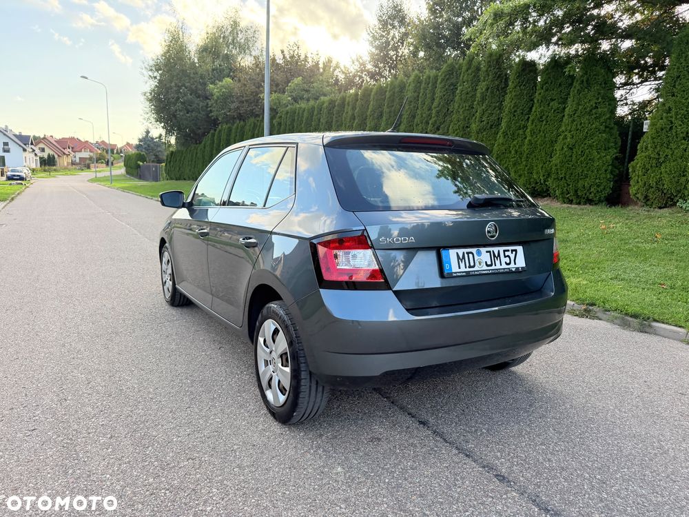 Skoda Fabia - 22