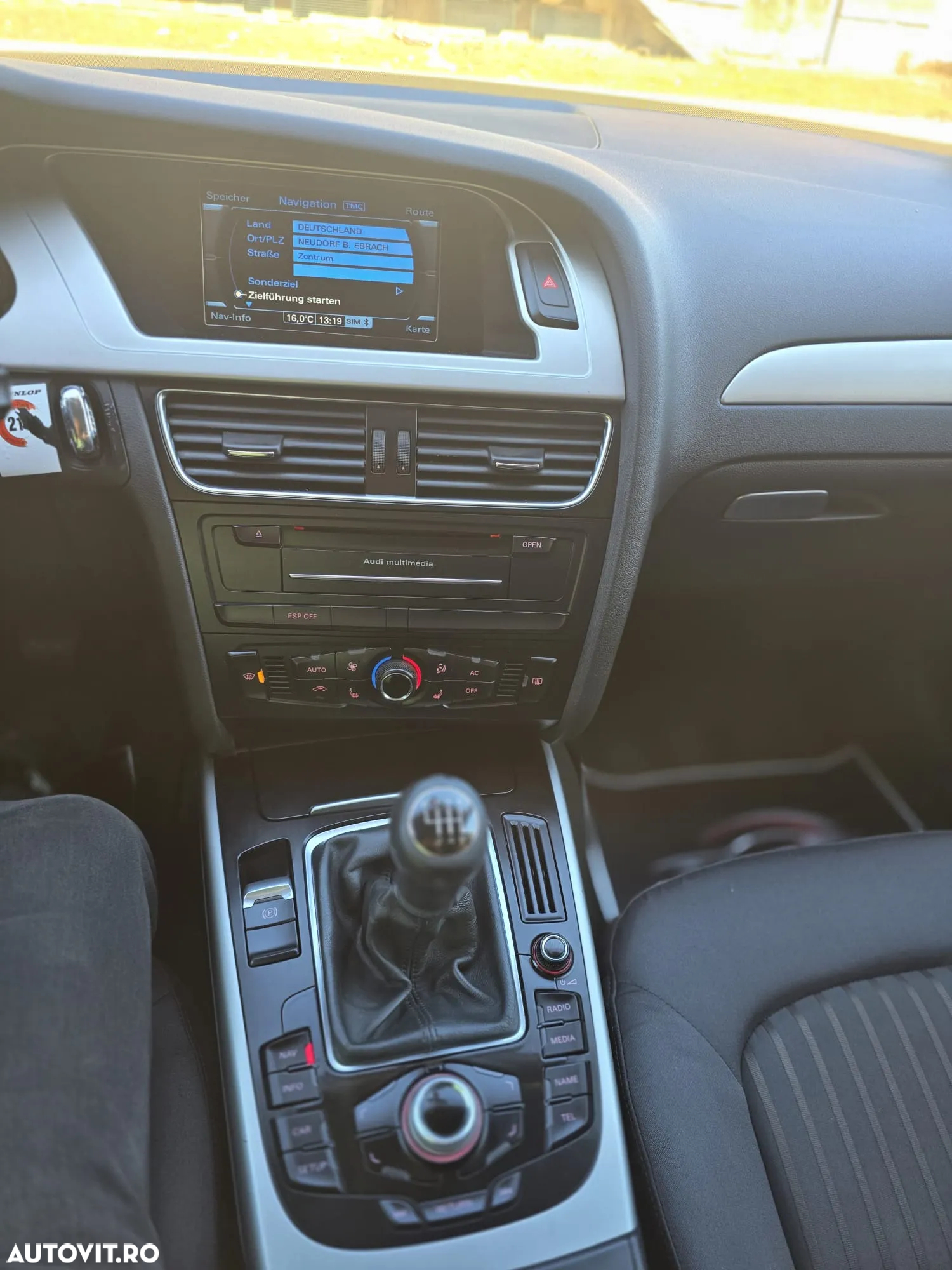 Audi A4 Avant 1.8 TFSI quattro Attraction - 11