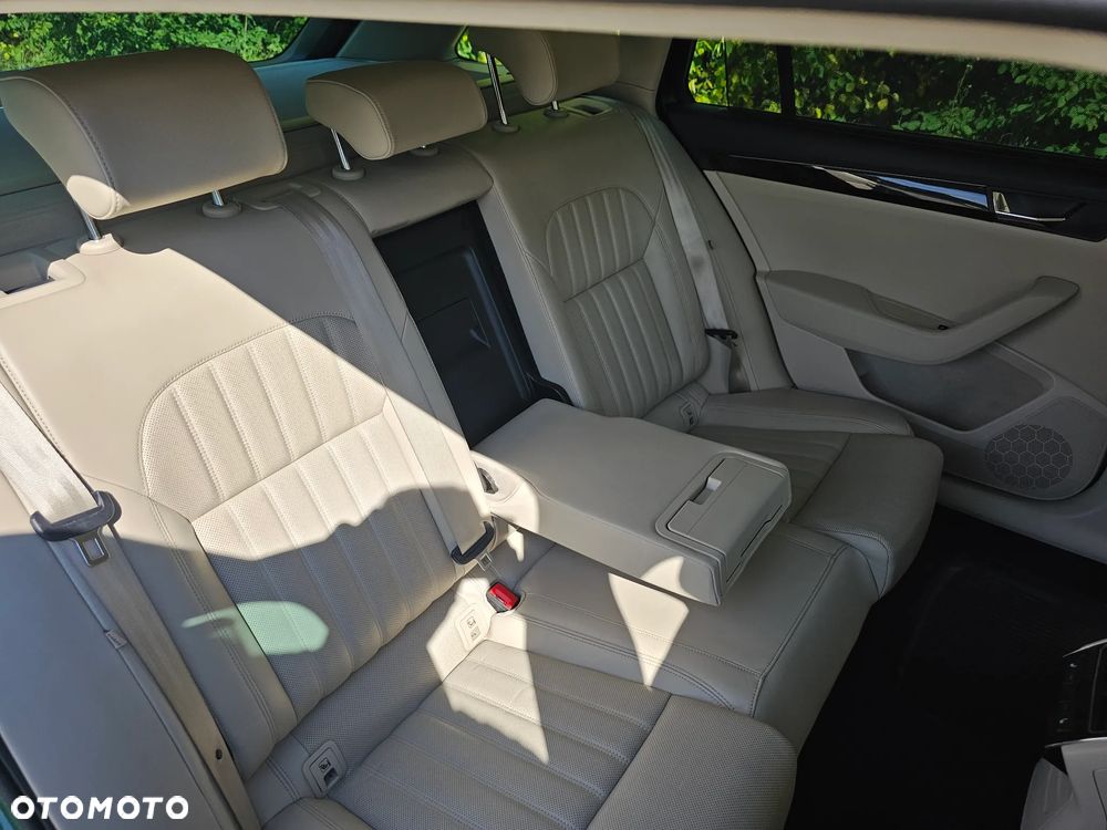 Skoda Superb 2.0 TSI 4x4 L&K DSG - 12