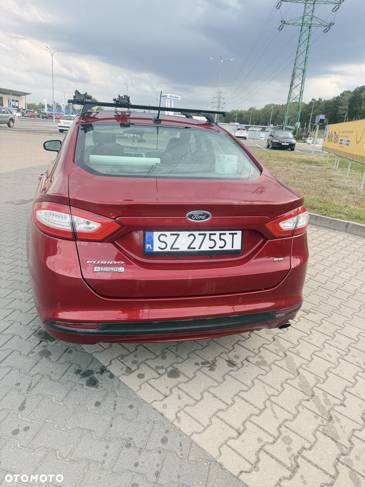 Ford Fusion - 7