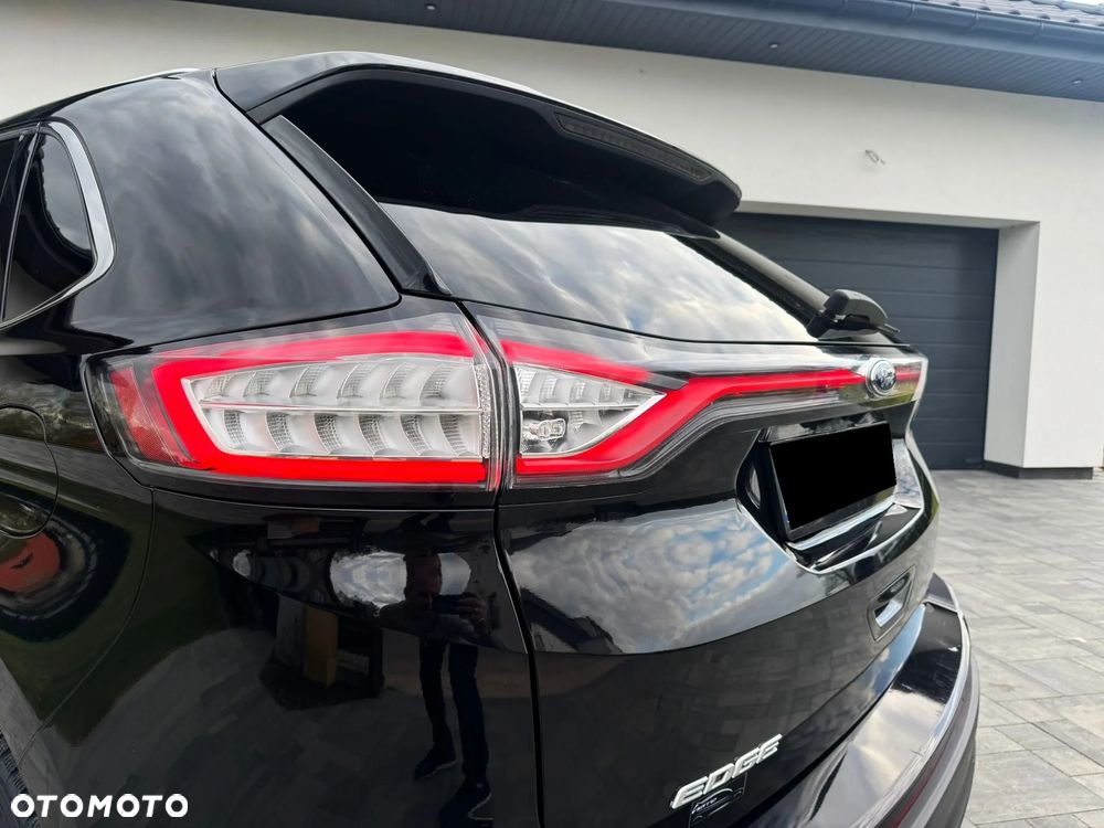 Ford Edge 2.0 TDCi 4x4 Titanium - 31
