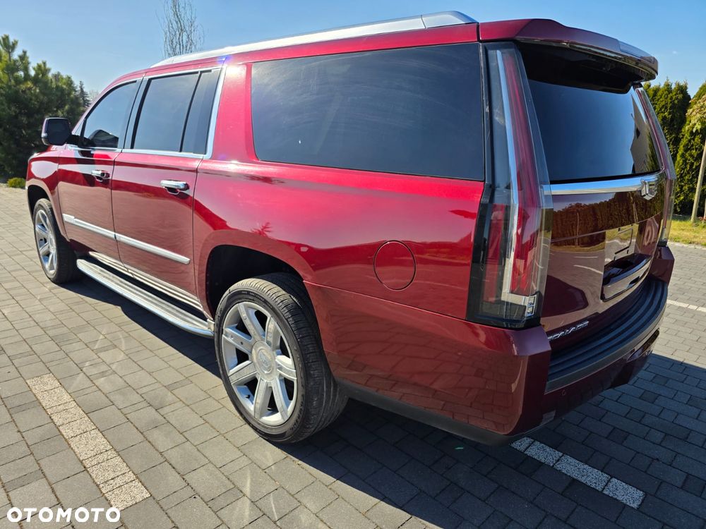 Cadillac Escalade ESV 6.2 V8 AWD AT Premium - 4