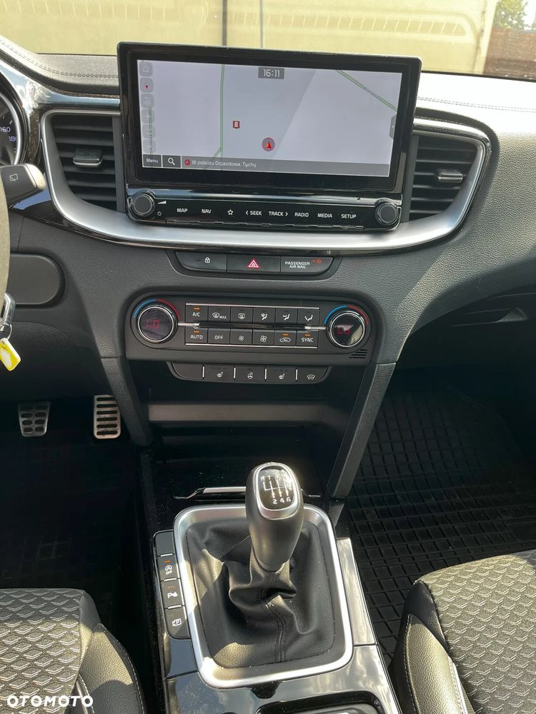 Kia Ceed 1.5 T-GDI Business Line - 7