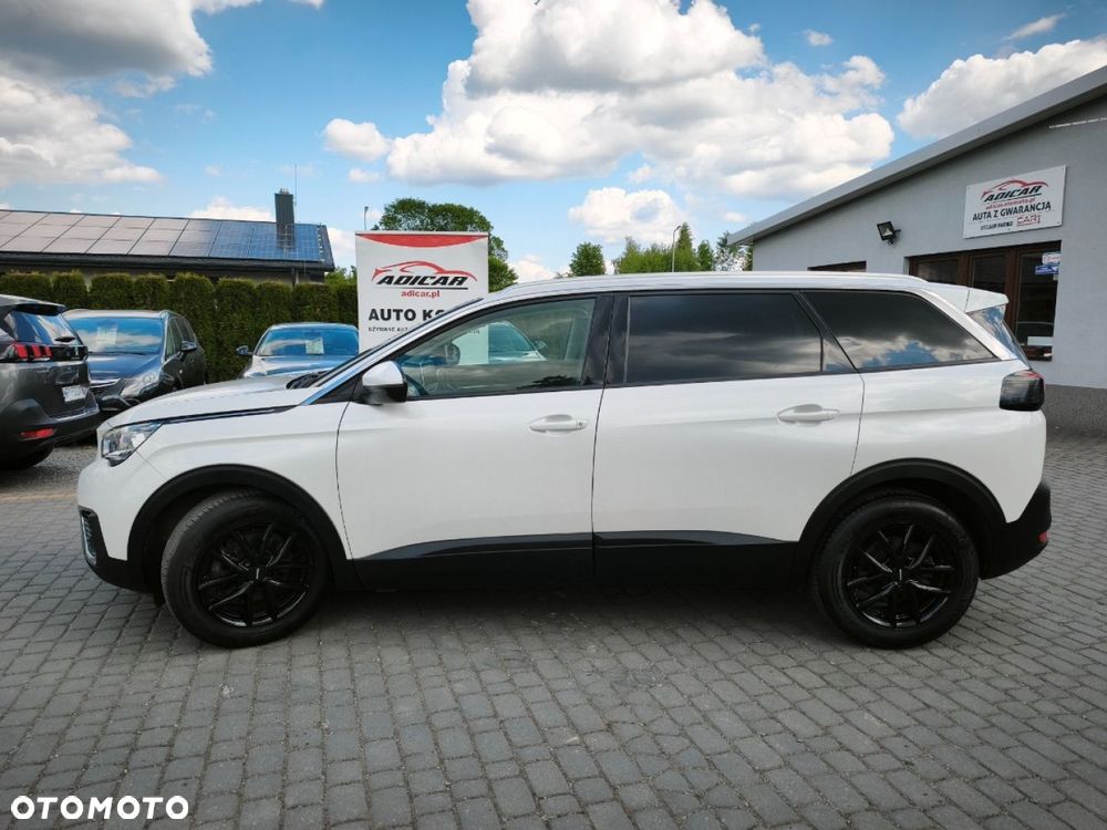 Peugeot 5008 2017 photo 2