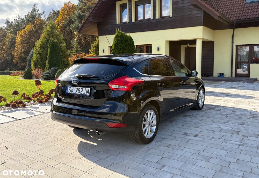 Ford Focus 2.0 TDCi Titanium ASS - 4