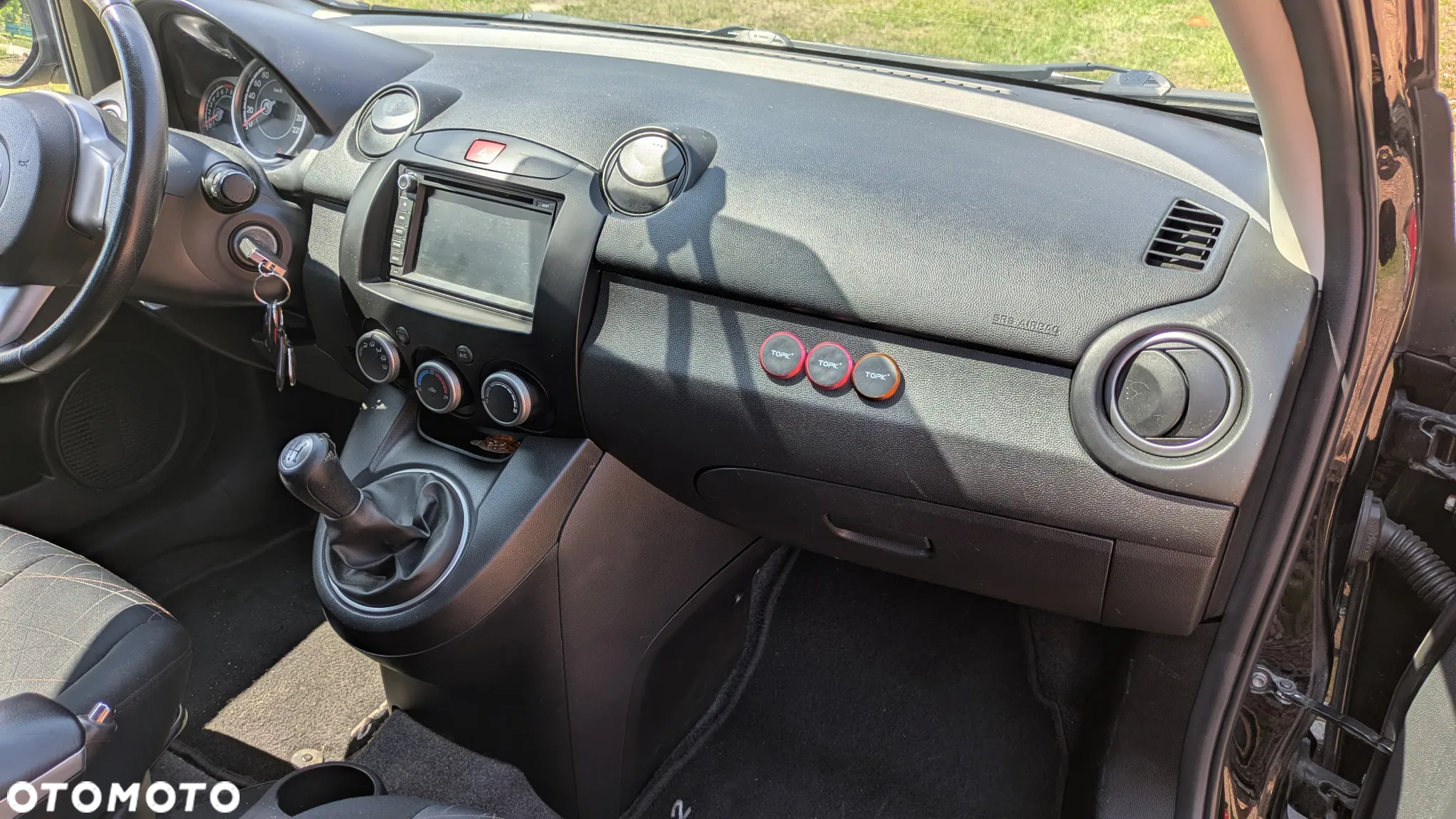 Mazda 2 1.3 Navi + - 8