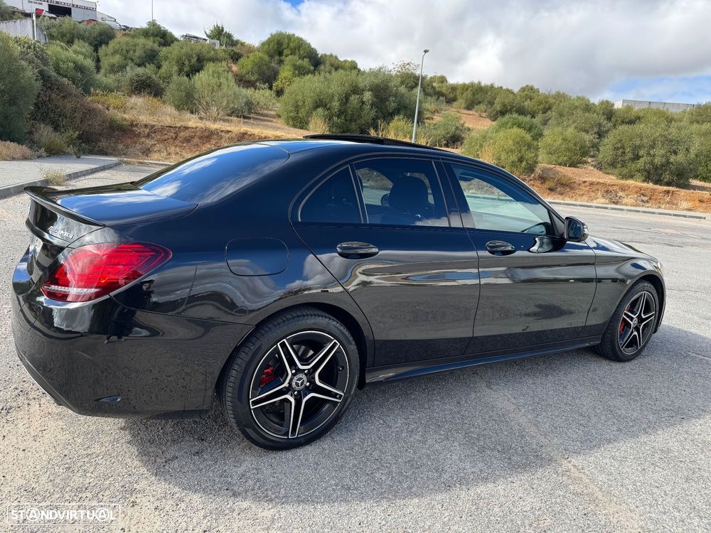 Mercedes-Benz C 300 de AMG Line - 5