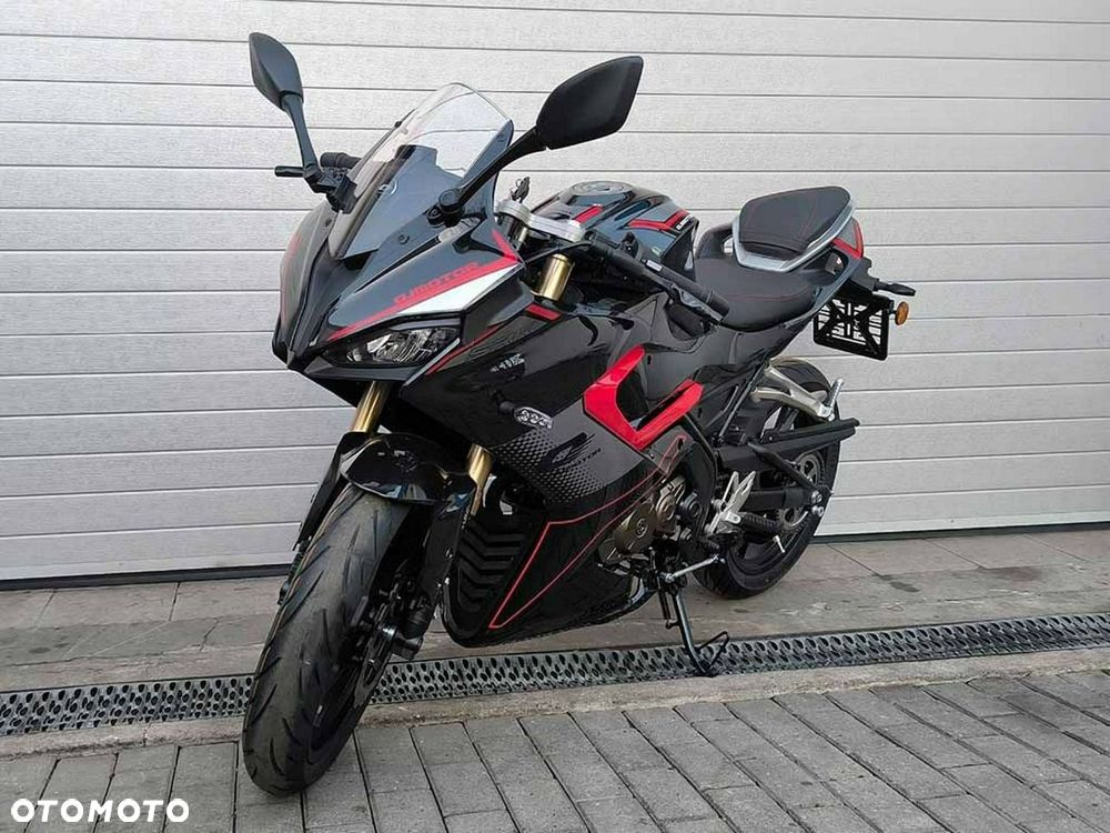 QJMOTOR SRK 125S - 10