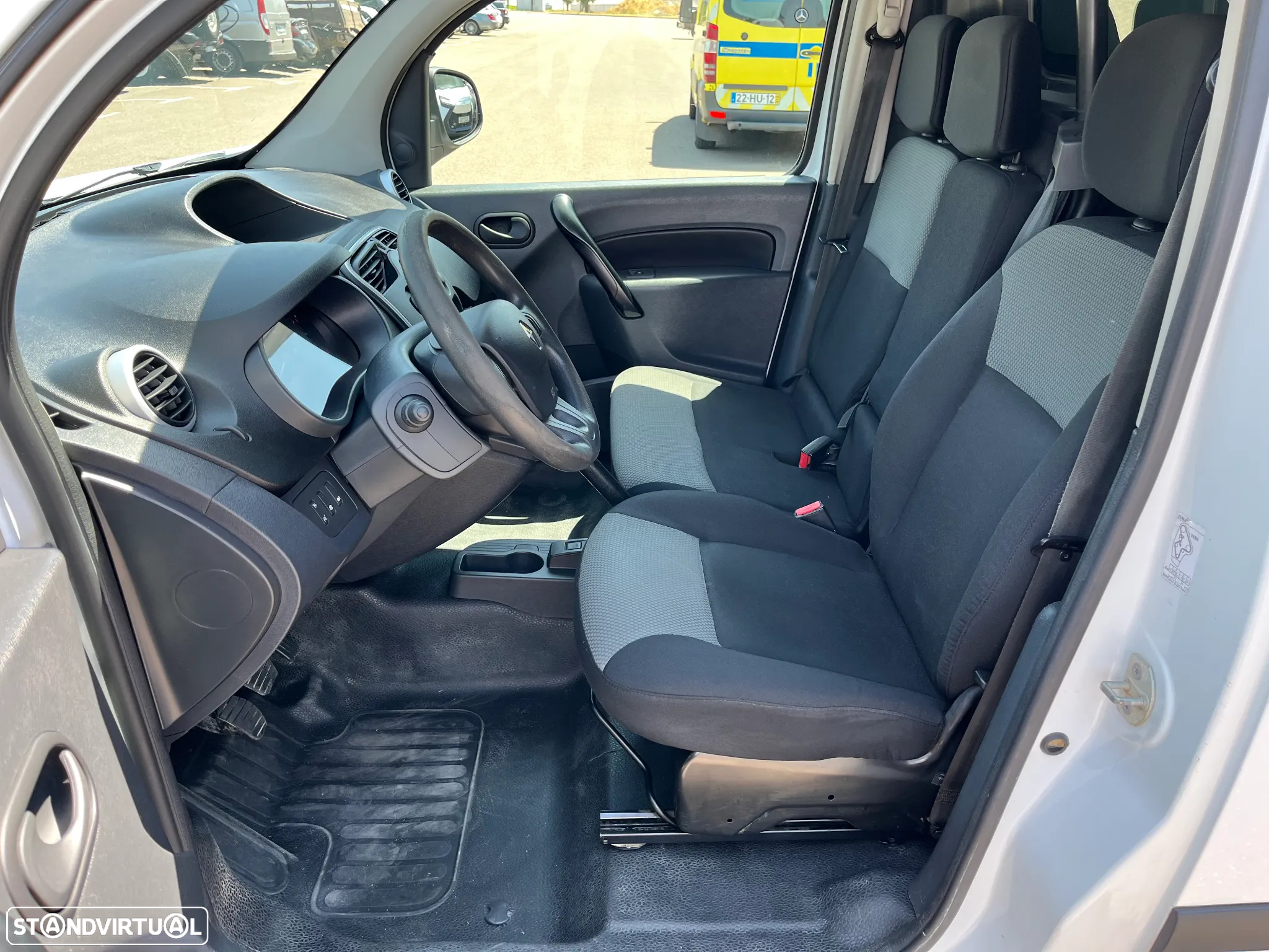 Renault Kangoo Maxi IVA Dedutível - 9