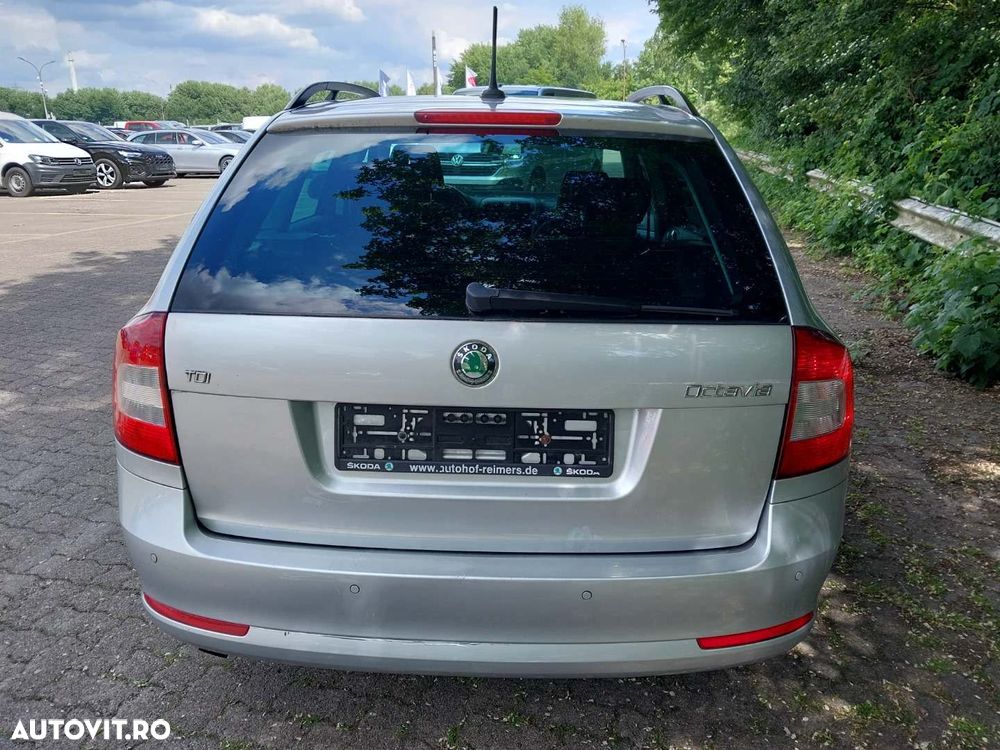 Skoda Octavia 1.6 TDI DPF FAMILY - 7
