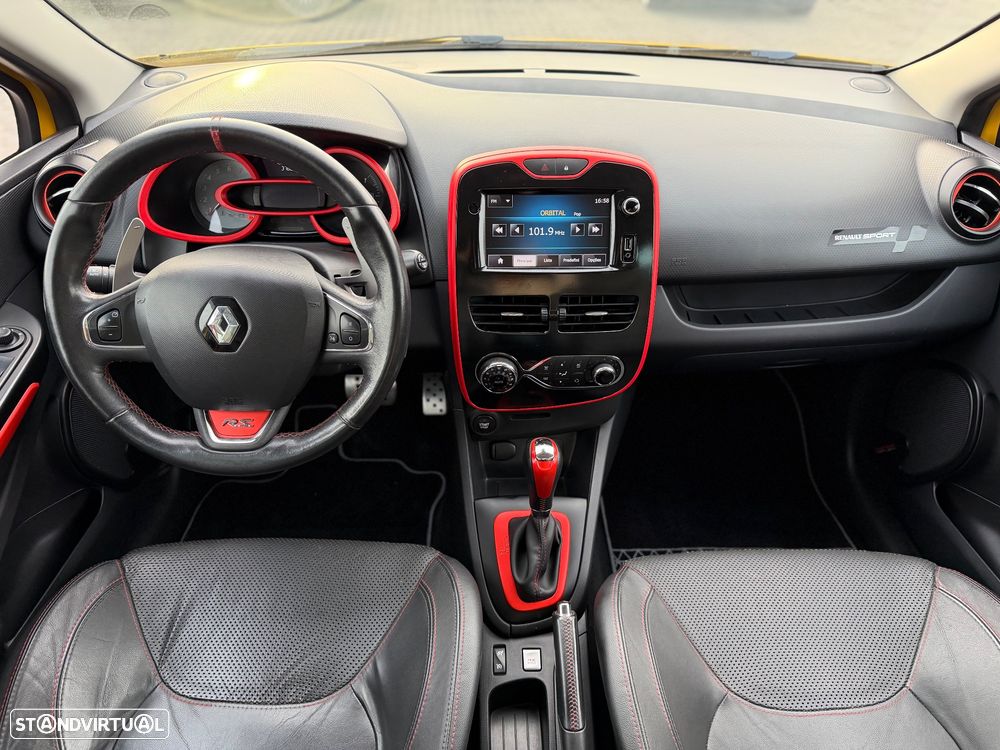 Renault Clio 1.6 T RS EDC - 13