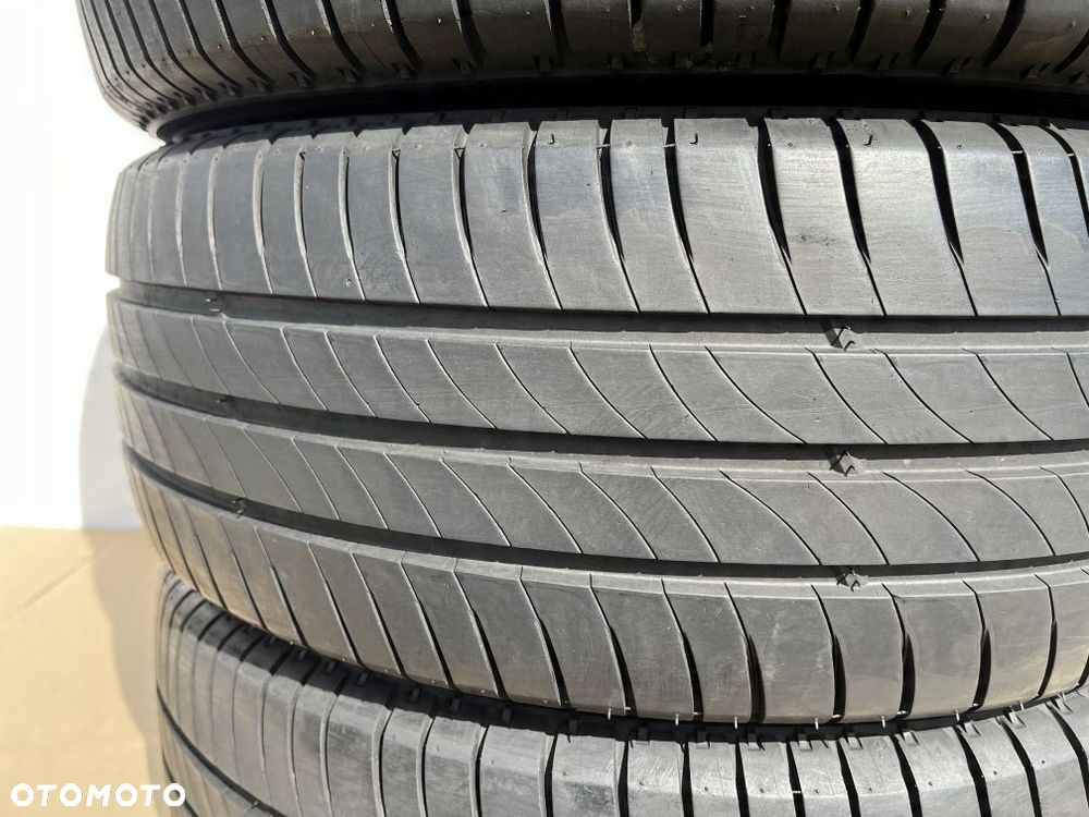 OPONY 235/60/17C 117/115R MICHELIN AGILIS  MO-V - 4