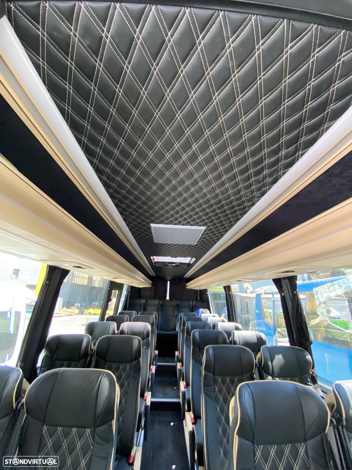 Mercedes Benz Sprinter 719 - 19