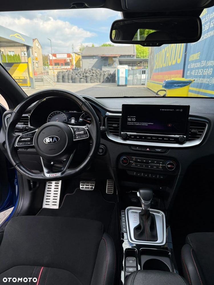 Kia Ceed - 23