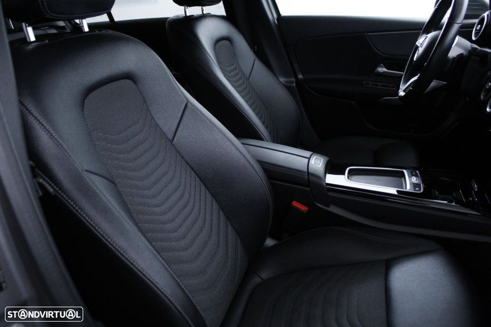 Mercedes-Benz A 200 d - 15