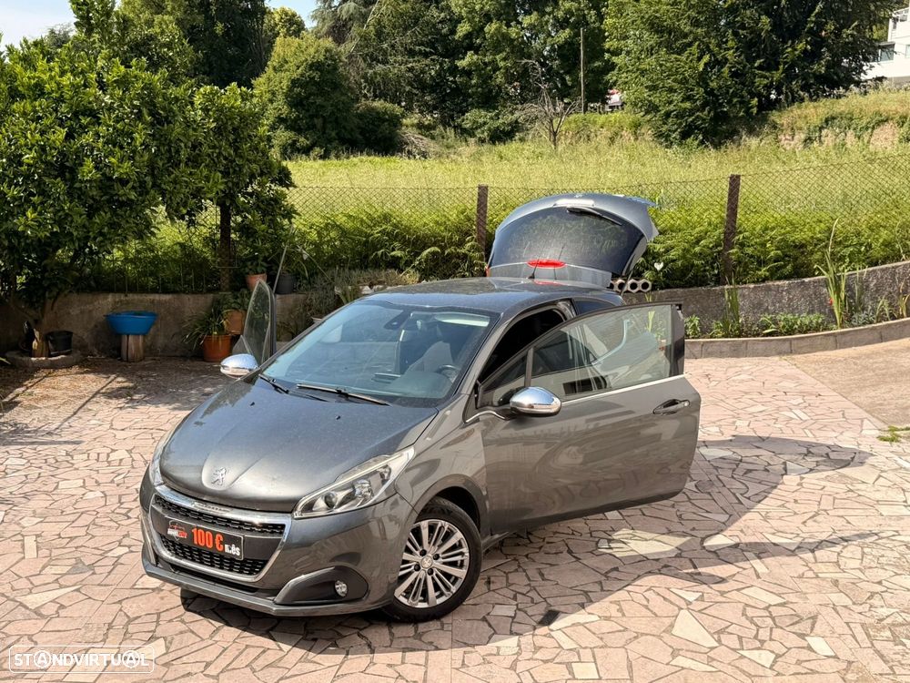 Peugeot 208 1.2 PureTech Allure - 29