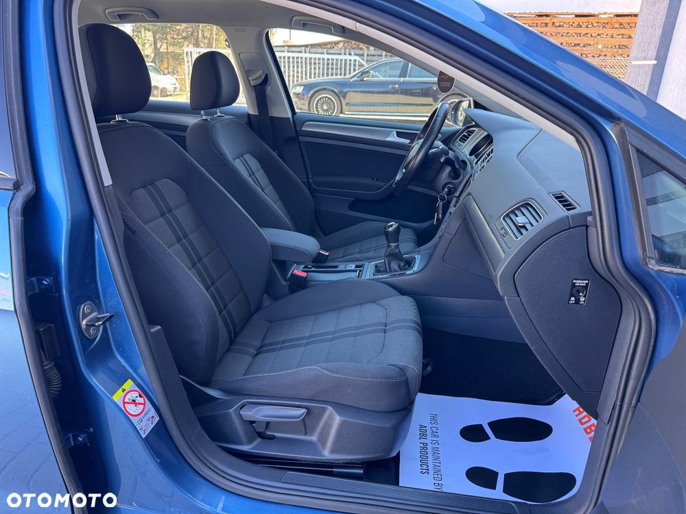 Volkswagen Golf 1.2 TSI BMT Trendline Perfectline - 16