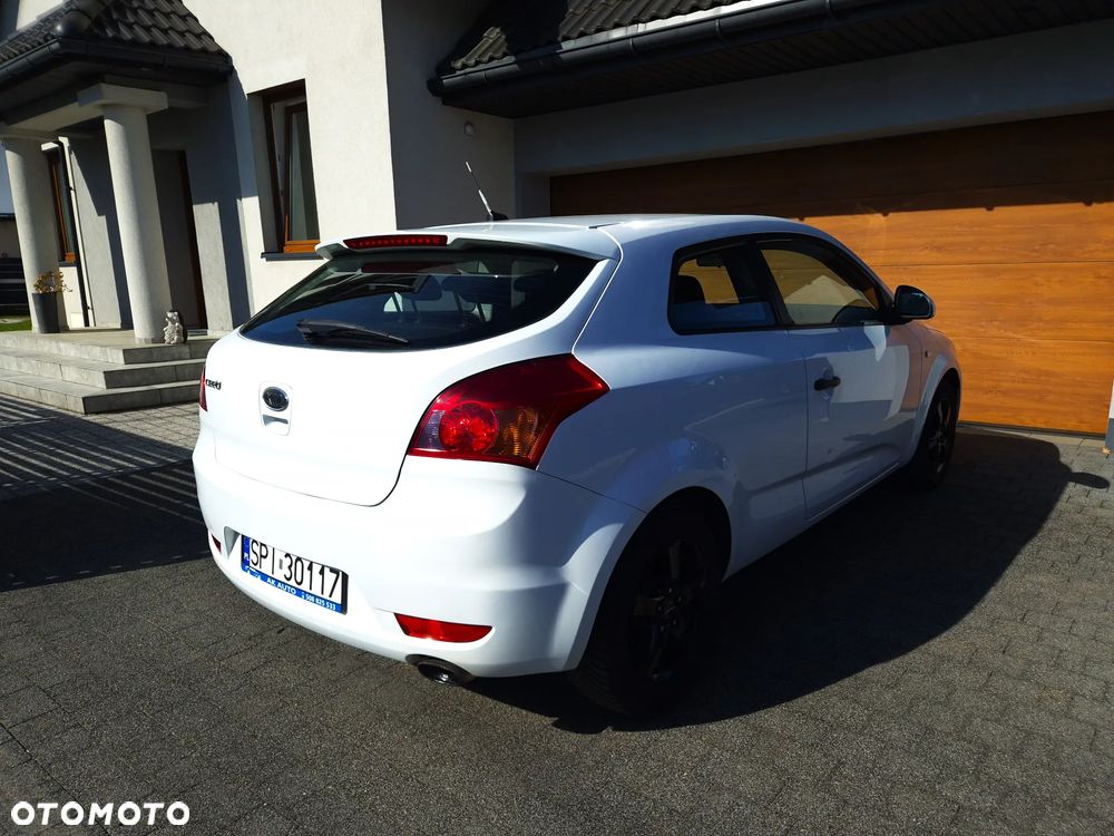 Kia ProCeed 1.6 CVVT LX - 13