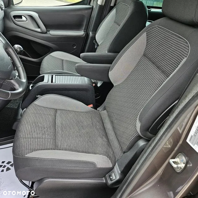 Peugeot Partner 1.6 BlueHDi Outdoor S&S - 28