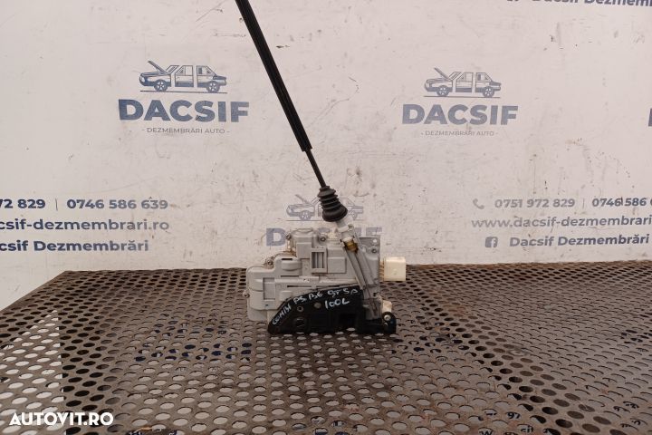 Broasca usa spate stanga 3C4839015A Volkswagen VW Passat B6 [2005 - 2 - 3