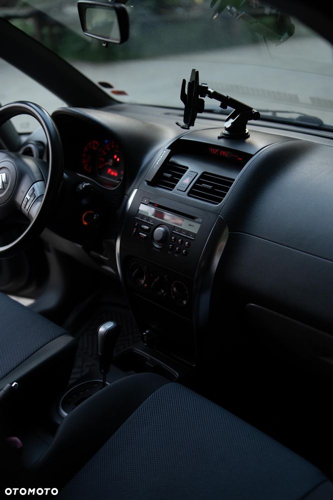 Suzuki SX4 1.6 GS / Premium - 2