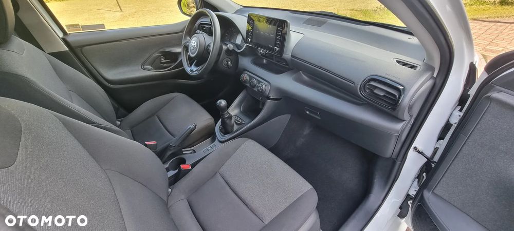 Toyota Yaris - 21