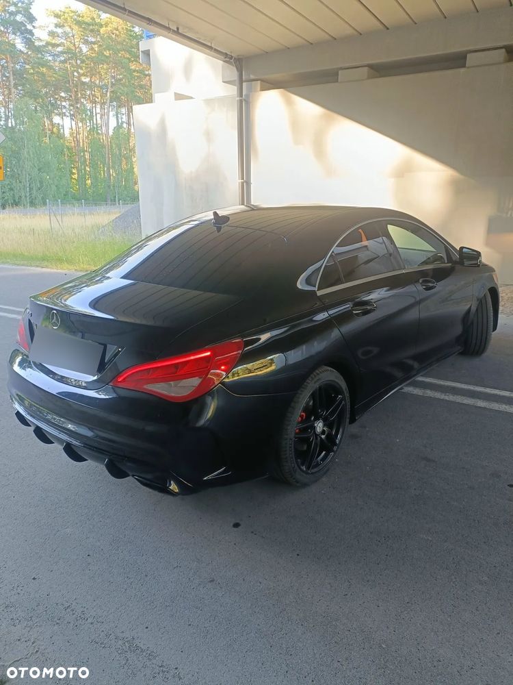 Mercedes-Benz CLA 250 7G-DCT - 3