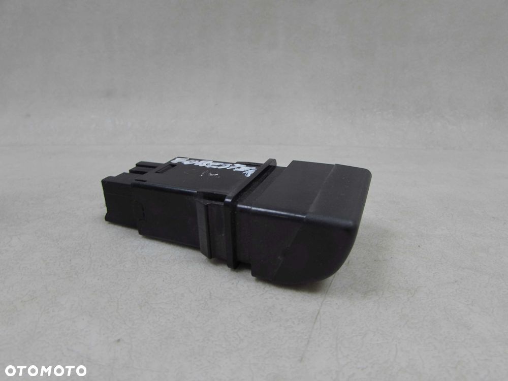 SUBARU FORESTER SF 97-02 PANEL PRZELACZNIK PODGRZEWANIA SZYBY - 3