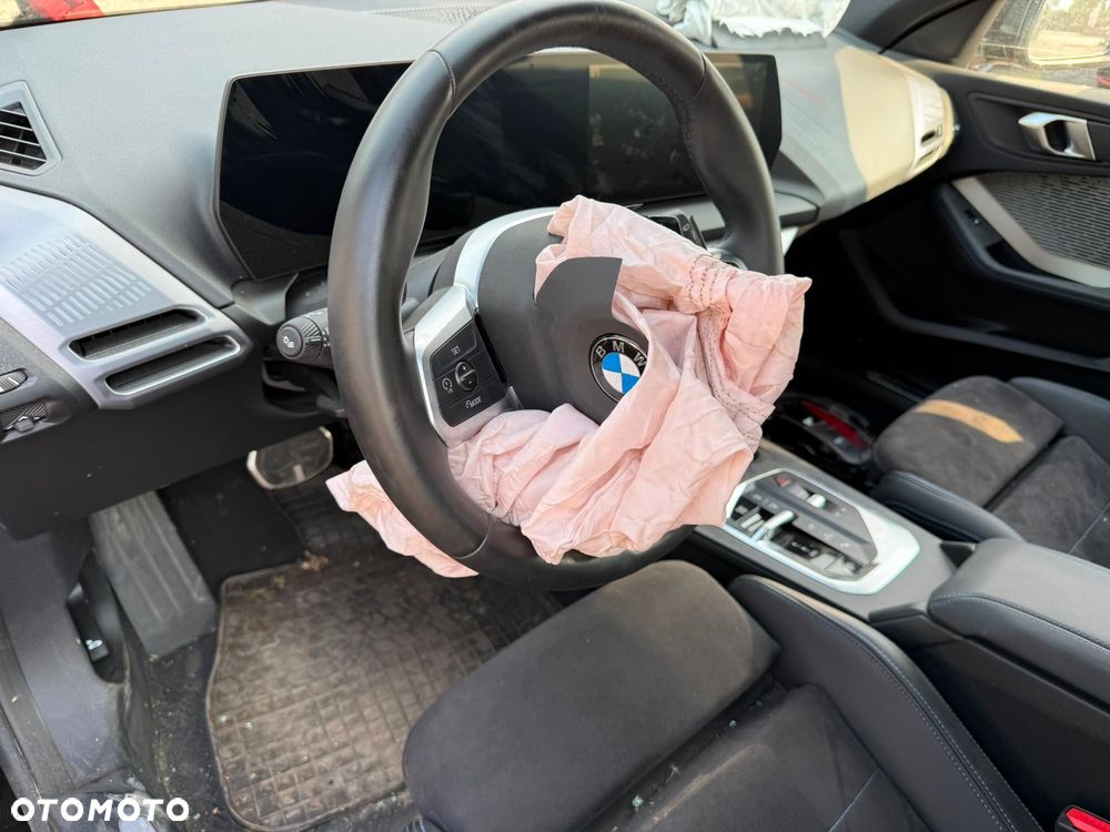 BMW Seria 1 120 mHEV - 21