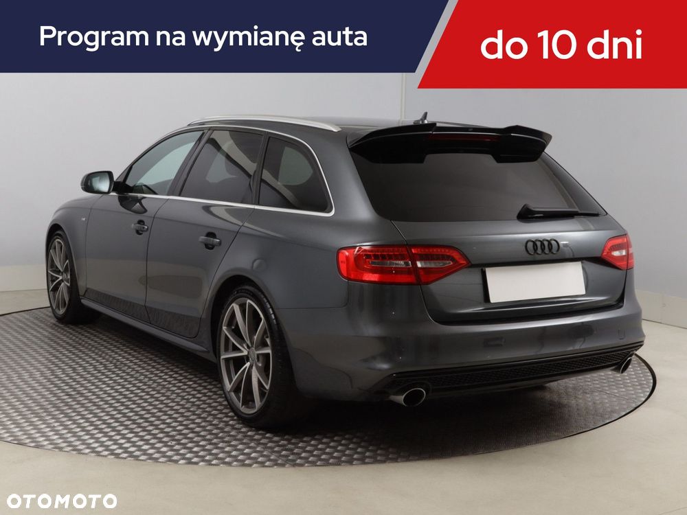Audi A4 Avant 2015 photo 5